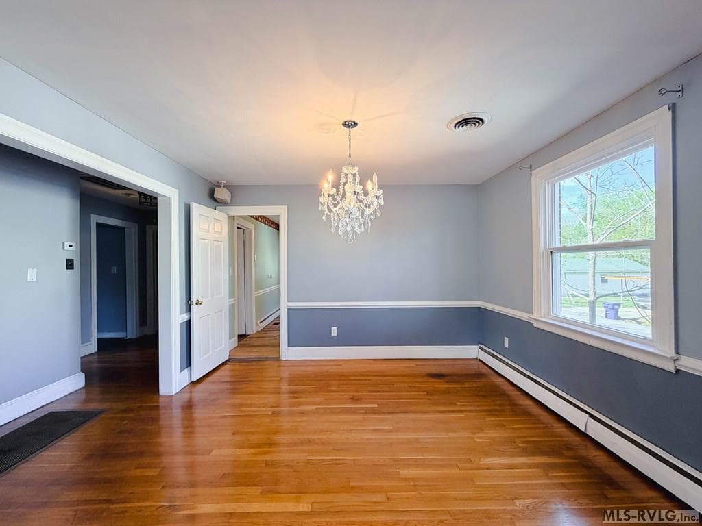 627 N Mecklenburg Ave, South Hill VA 23970 photo 9