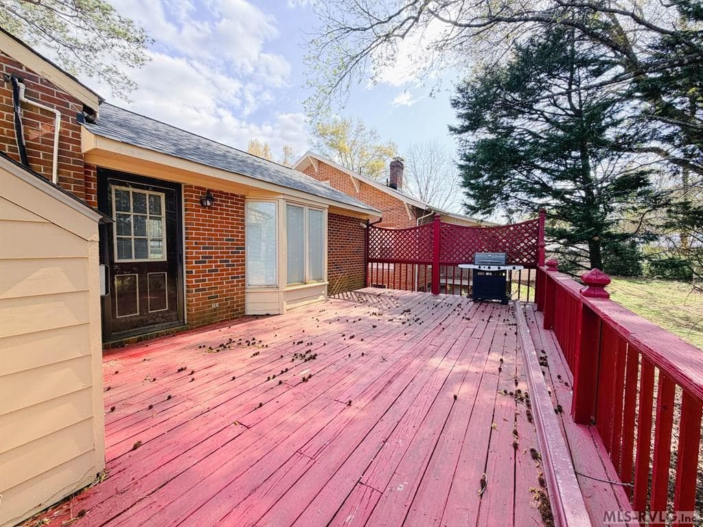 627 N Mecklenburg Ave, South Hill VA 23970 photo 30