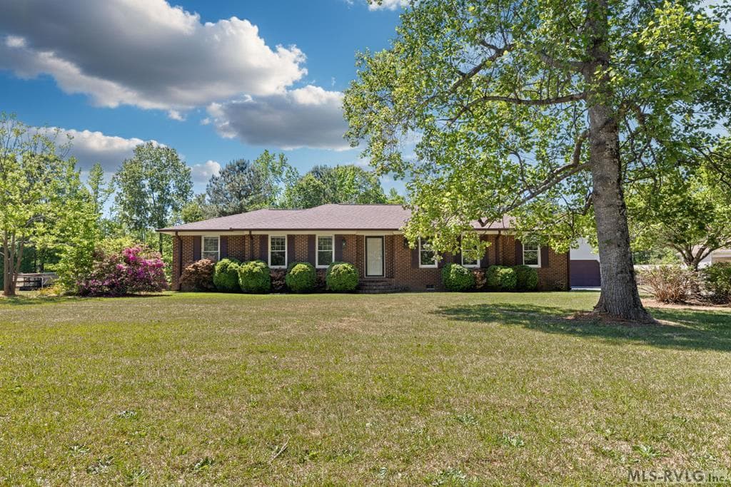 727 Enterprise Rd, Littleton NC 27850