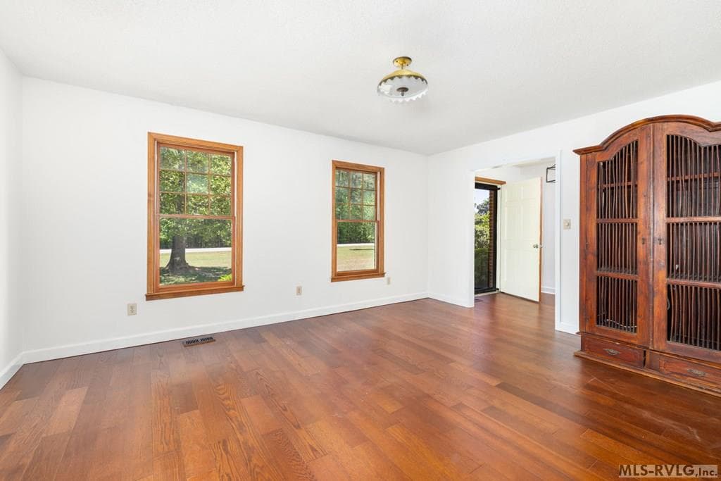 Living room, Cabinet does not covey and being removed