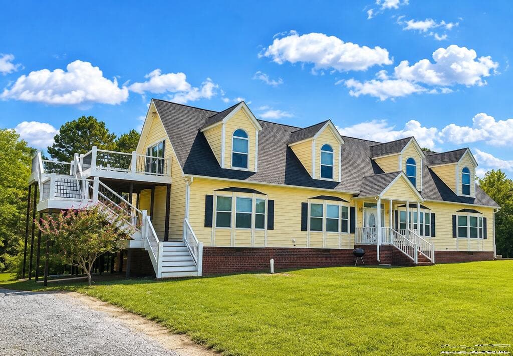 285 Brady Way, Clarksville VA 23927