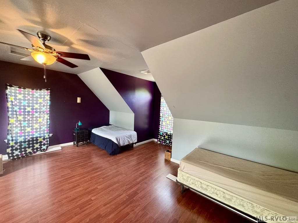 Guest Room - 285 Brady Way, Clarksville VA 23927, Clarksville