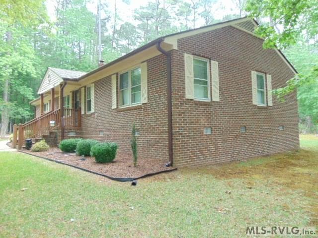 148 Poe Creek Dr, Littleton NC 27850 photo 4