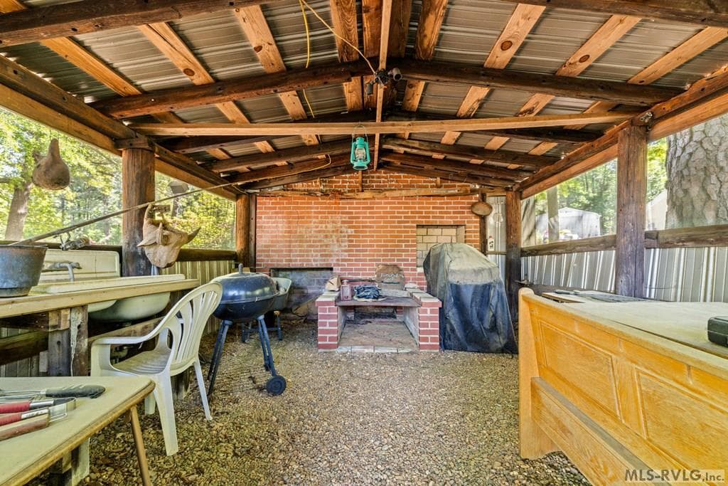 Smoke House