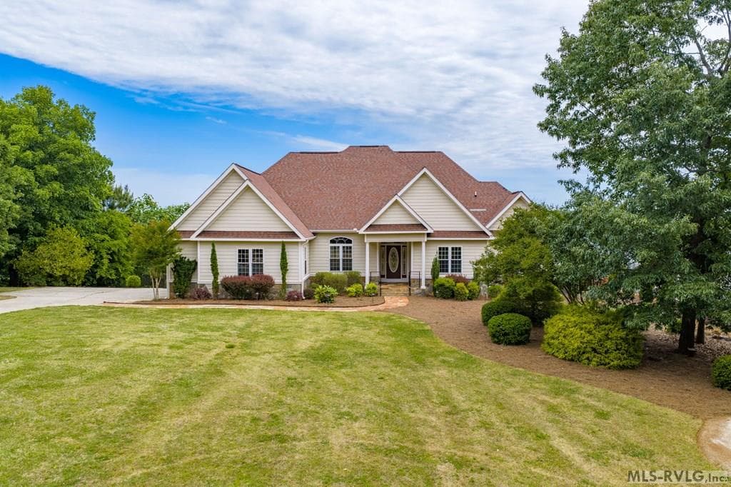 210 N Robinson Drive, Macon NC 27551 photo 4