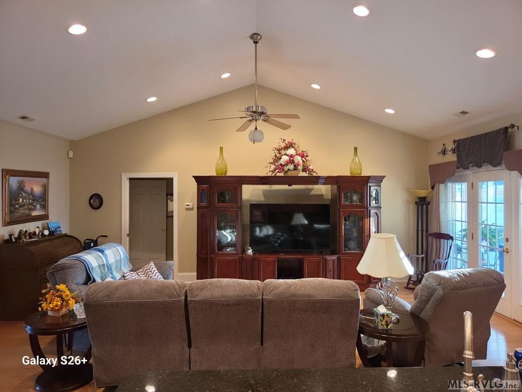 103 Savannah Circle, Roanoke Rapids NC 27870 photo 5