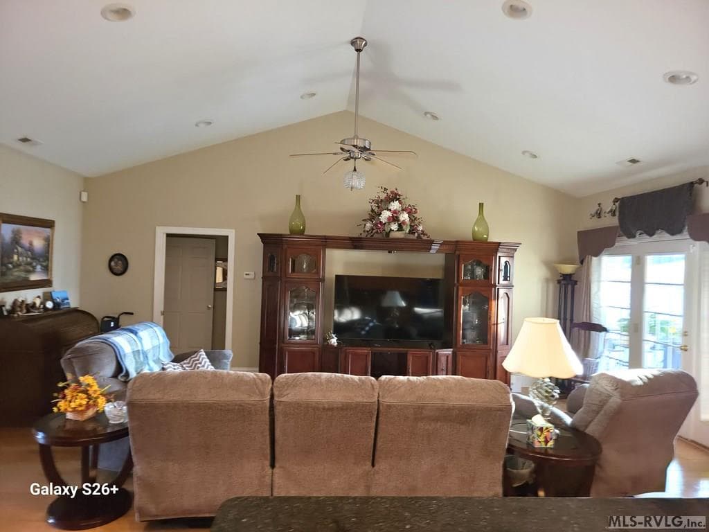 103 Savannah Circle, Roanoke Rapids NC 27870 photo 4