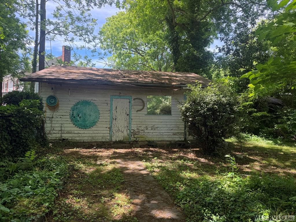 Residential/Vacation at 1410 10th St, Victoria VA 23974, Victoria, photo 12 of 33