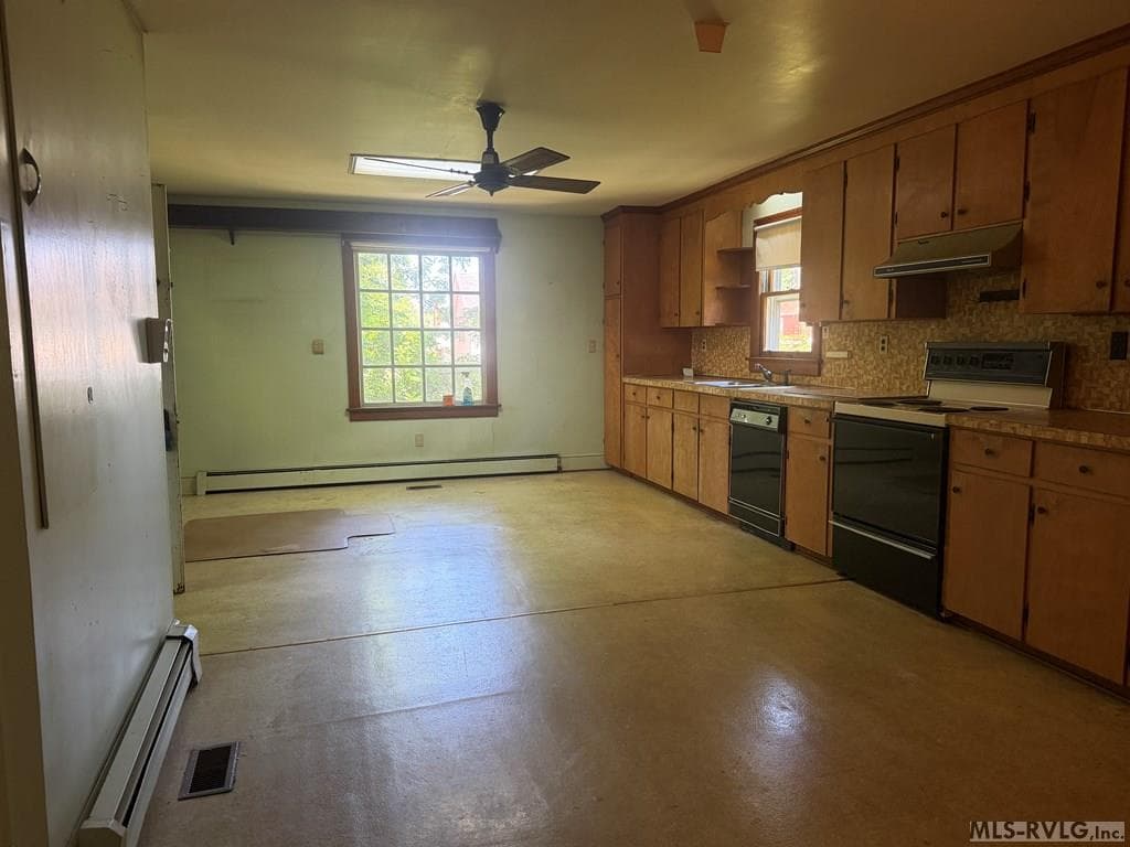 Residential/Vacation at 1410 10th St, Victoria VA 23974, Victoria, photo 22 of 33