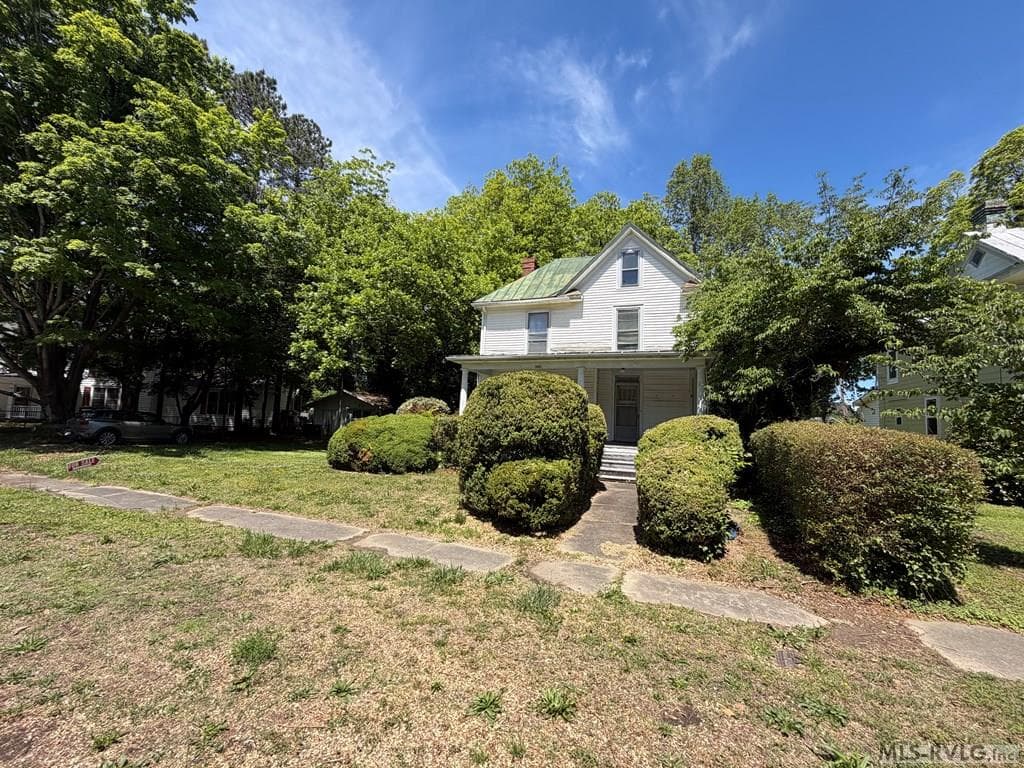 Residential/Vacation at 1410 10th St, Victoria VA 23974, Victoria, photo 3 of 33