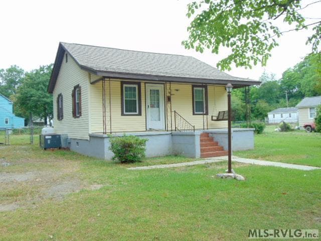 815 Franklin St, Roanoke Rapids NC 27870
