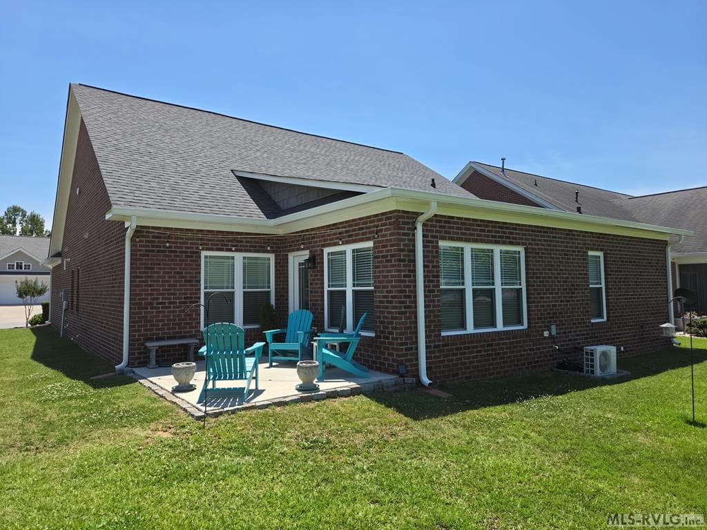 107 Savannah Circle, Roanoke Rapids NC 27870 photo 2