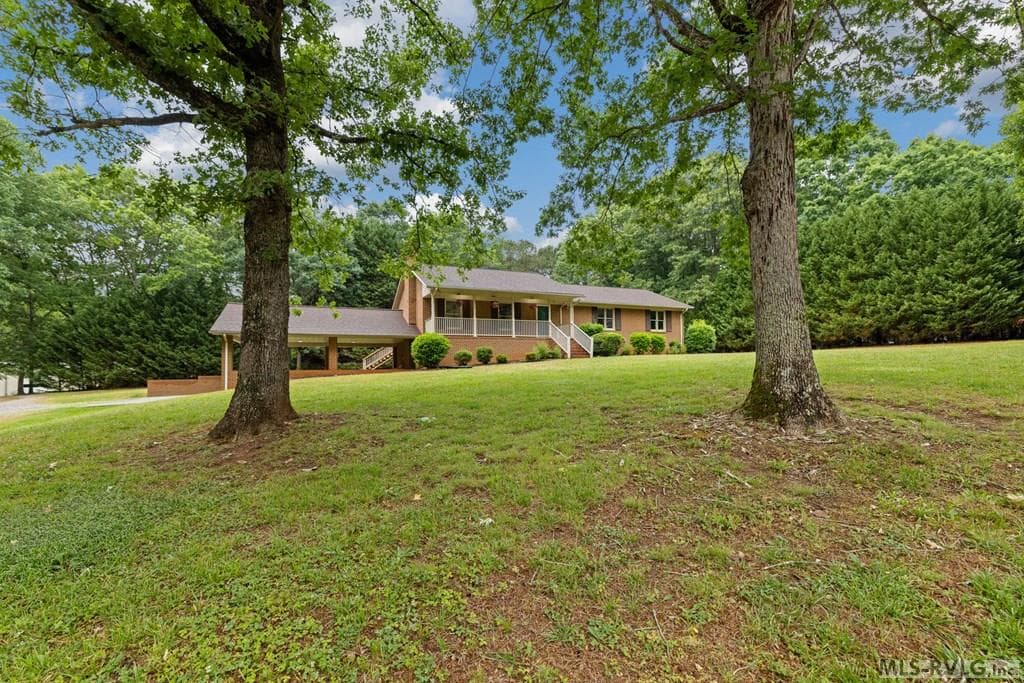 2041 Trinity Church Rd, South Hill VA 23970 photo 2