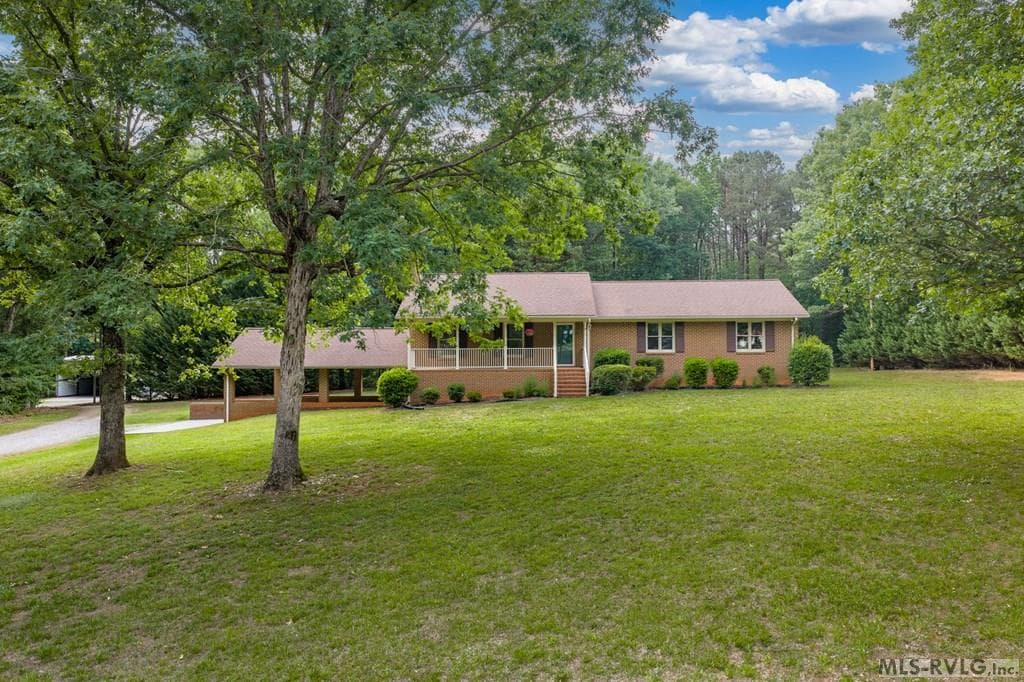 2041 Trinity Church Rd, South Hill VA 23970 photo 3