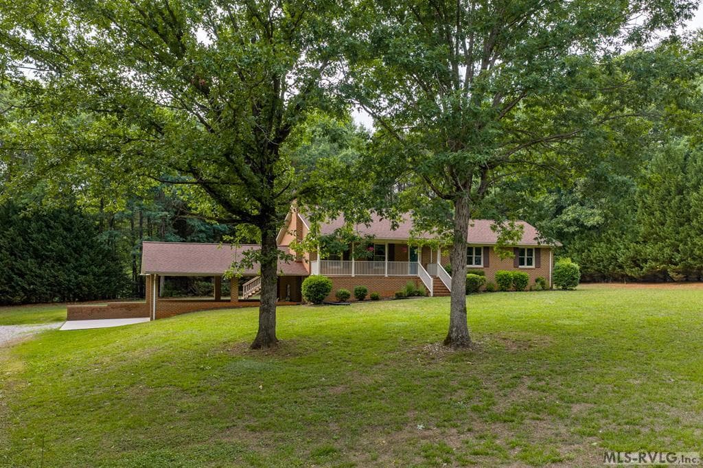 2041 Trinity Church Rd, South Hill VA 23970