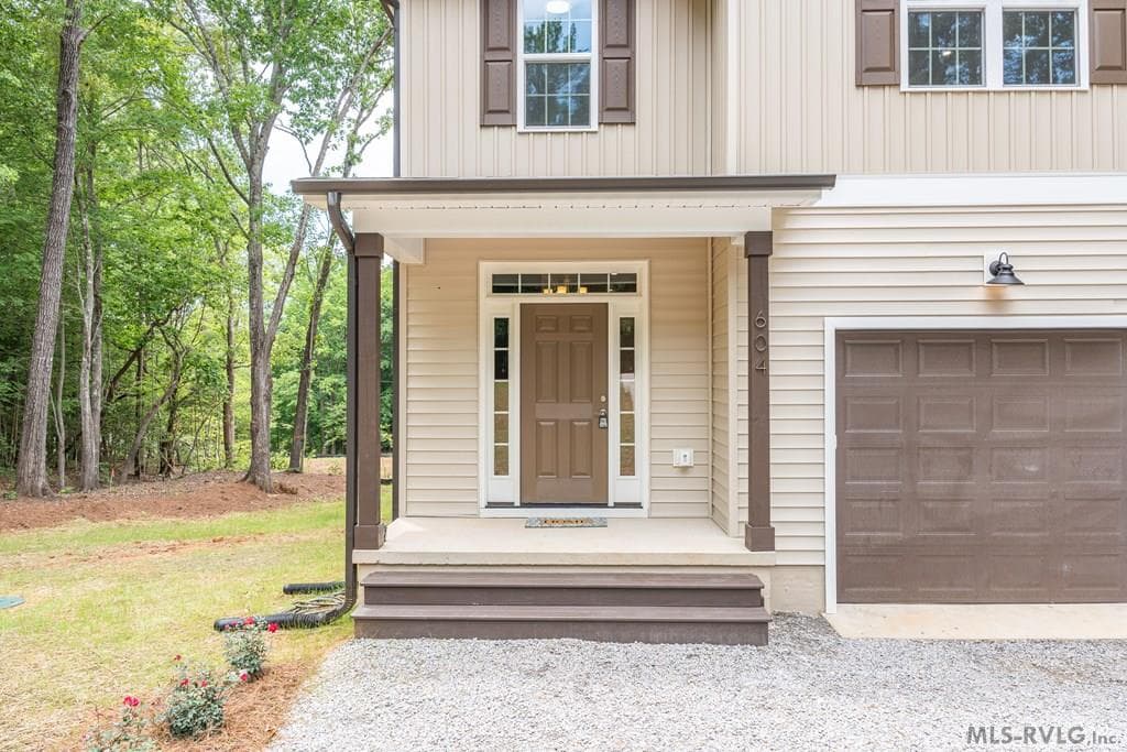 604 Tanglewood Dr, Bracey VA 23919 photo 5