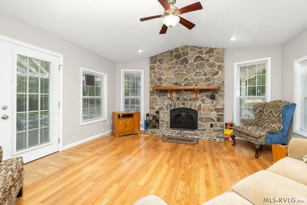 199 N Holiday Dr, Macon NC 27551 photo 5