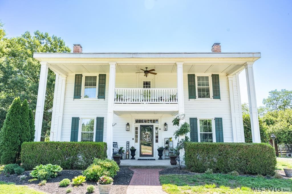9366 Skipwith Rd, Chase City VA 23924