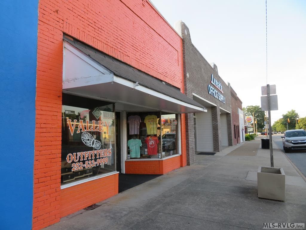 923 Roanoke Avenue, Roanoke Rapids NC 27870 photo 15