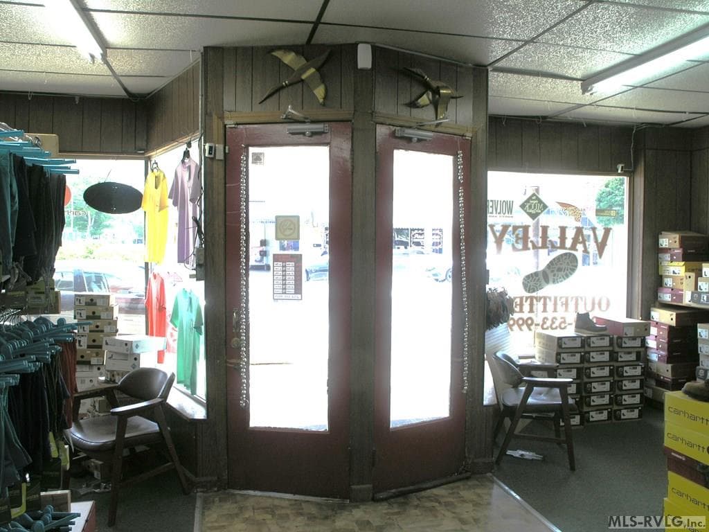 923 Roanoke Avenue, Roanoke Rapids NC 27870 photo 8