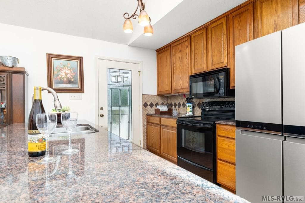 284 Woodhaven Ln, Henrico NC 27842 photo 3