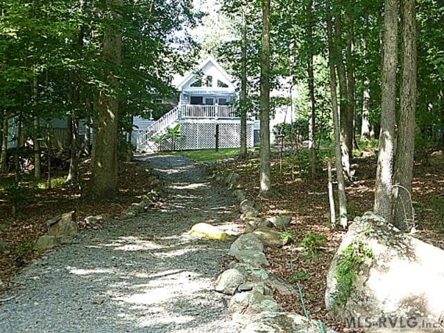 124 Windy Pointe Circle, Henrico NC 27842 photo 3
