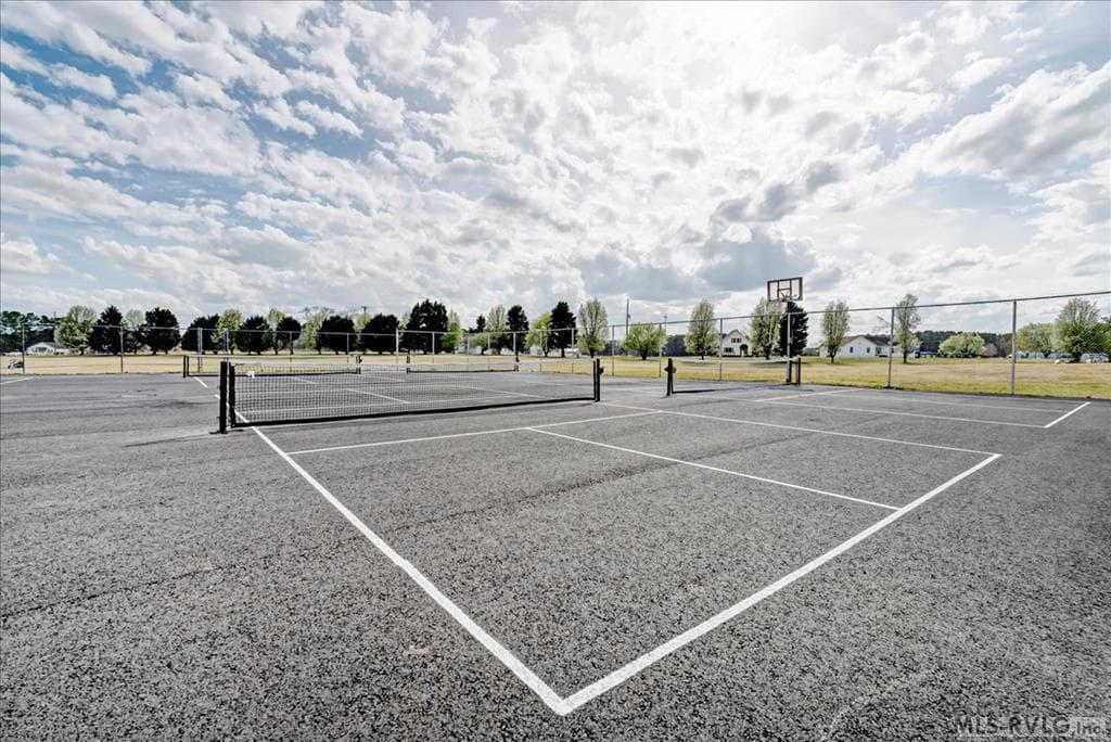 Community Tennis Courts - Lot 28-A Tanglewood Drive, Bracey VA 23919, Bracey