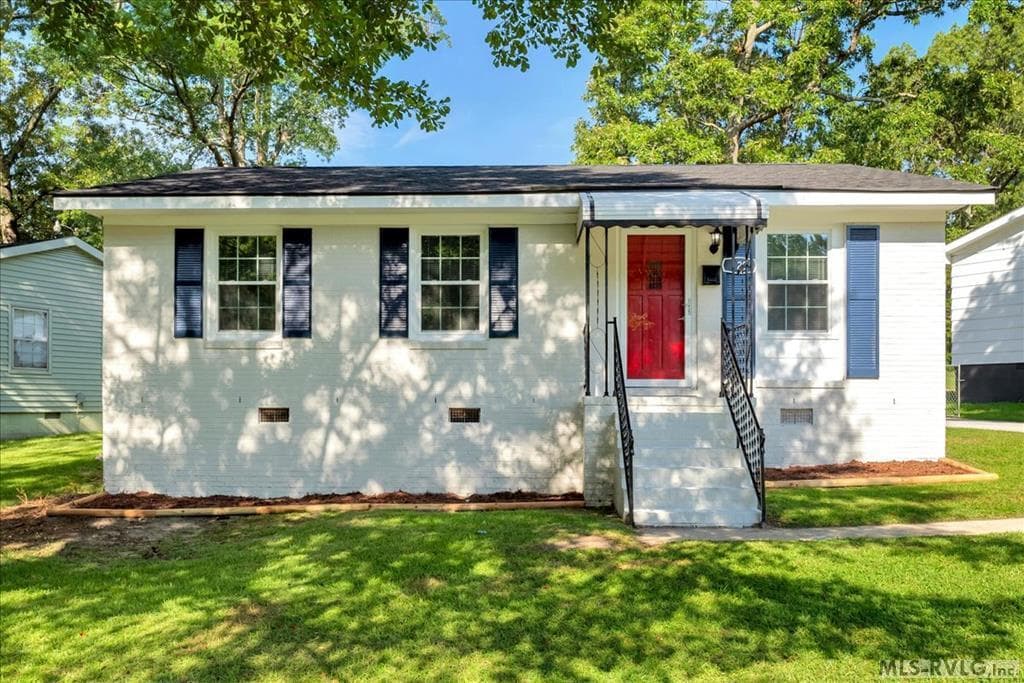 120 Southgate Drive, Roanoke Rapids NC 27870