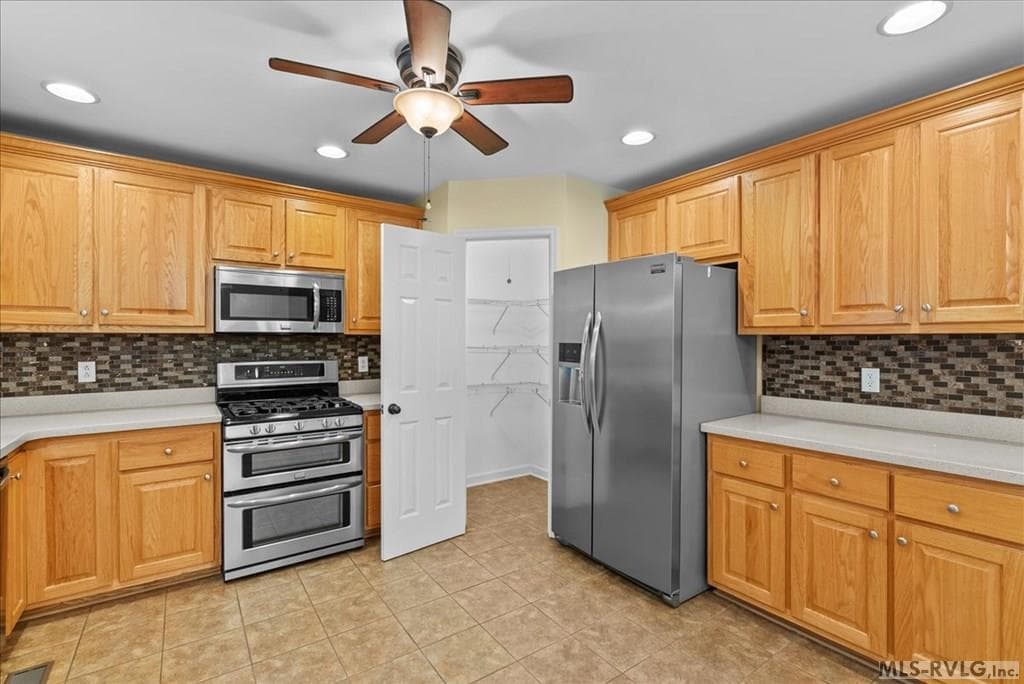 162 Country Blvd, Bracey VA 23919 photo 13