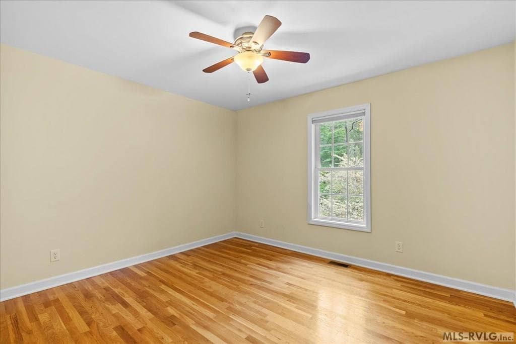 162 Country Blvd, Bracey VA 23919 photo 26