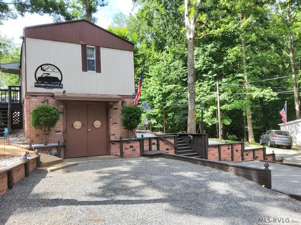 58 Ford Trail, Bracey VA 23919 photo 7