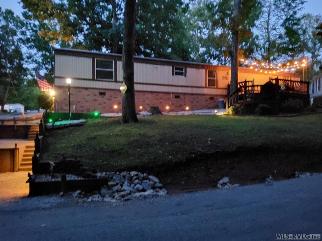 58 Ford Trail, Bracey VA 23919 photo 3