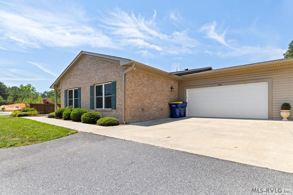 140 Reed Circle, South Hill VA 23970 photo 6