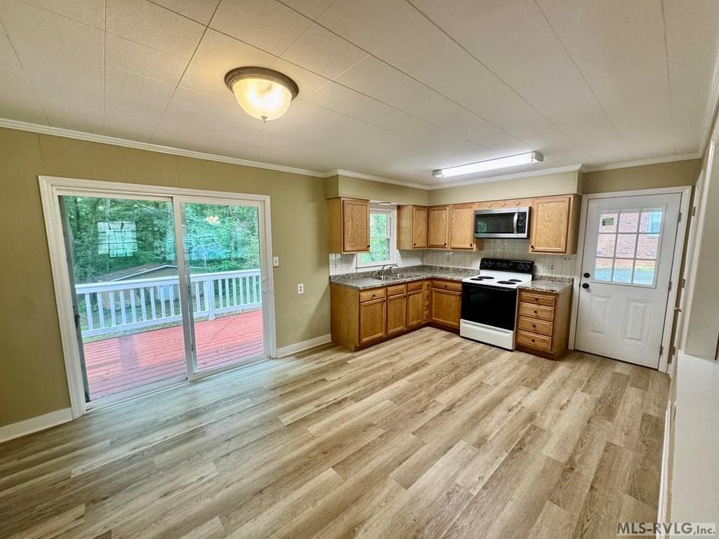 268-Kitchen