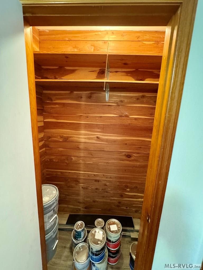 268-Bedroom 3 Cedar Closet