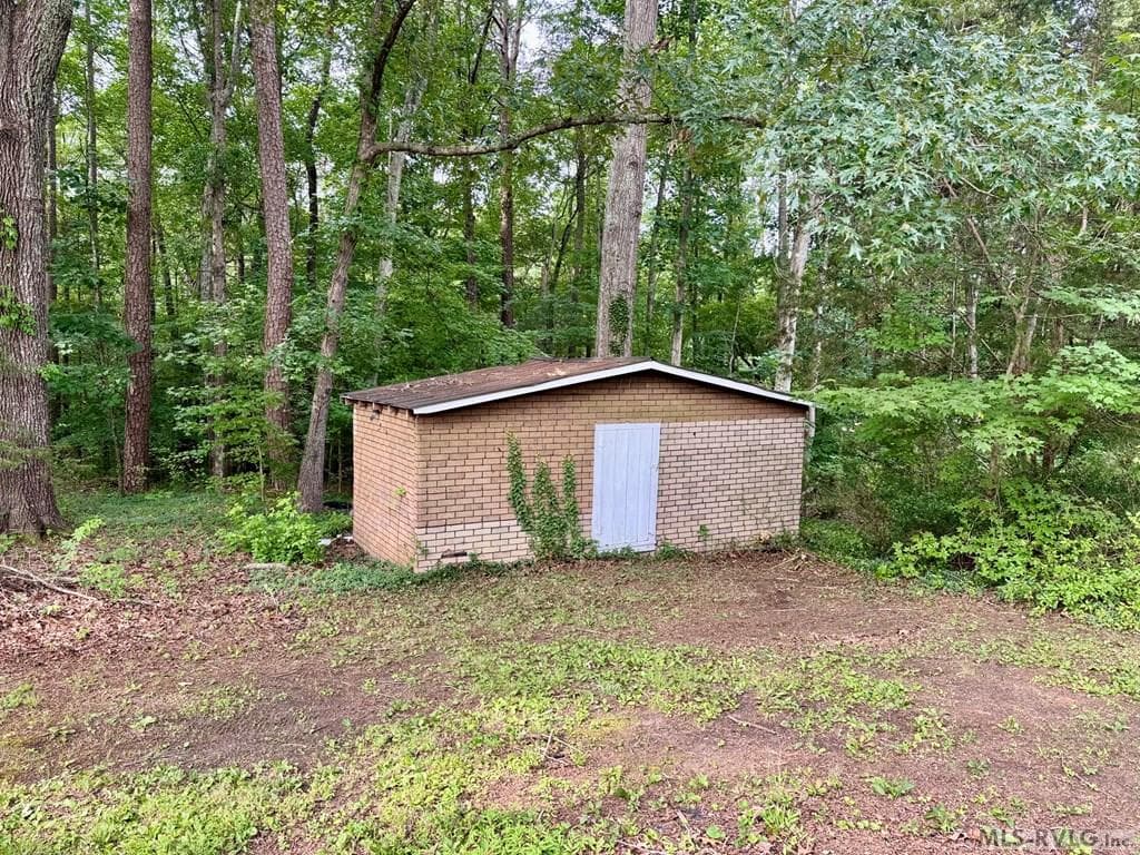 268-Shorage Shed