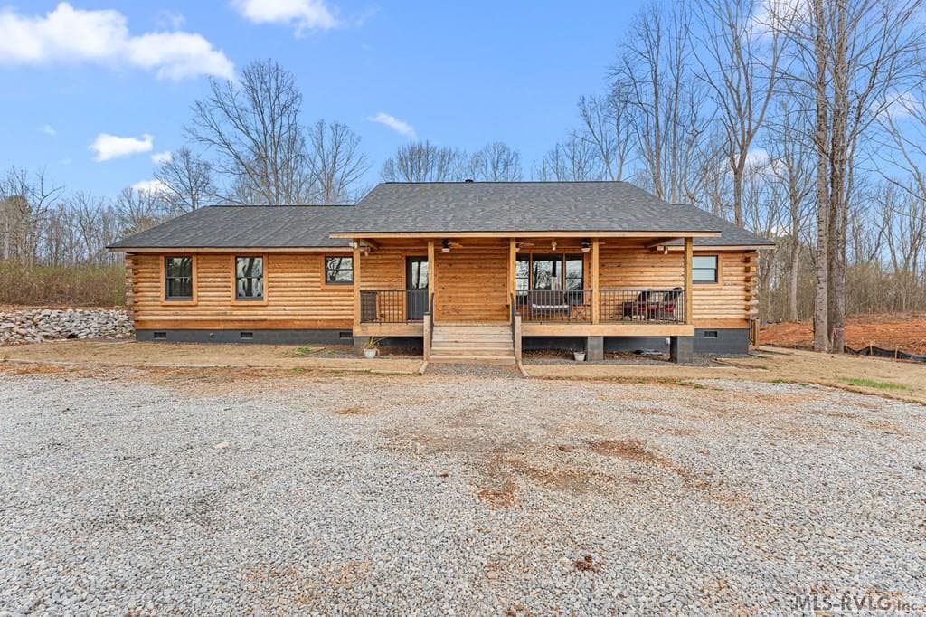 594 Ferry Landing Drive, Boydton VA 23917 photo 2