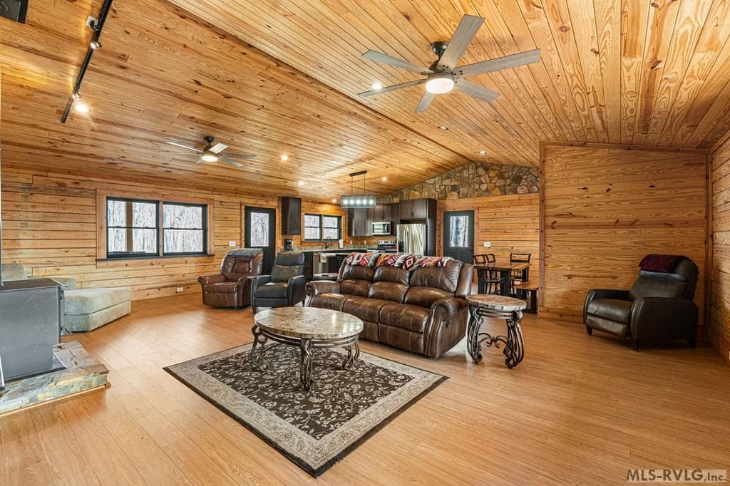 594 Ferry Landing Drive, Boydton VA 23917 photo 7