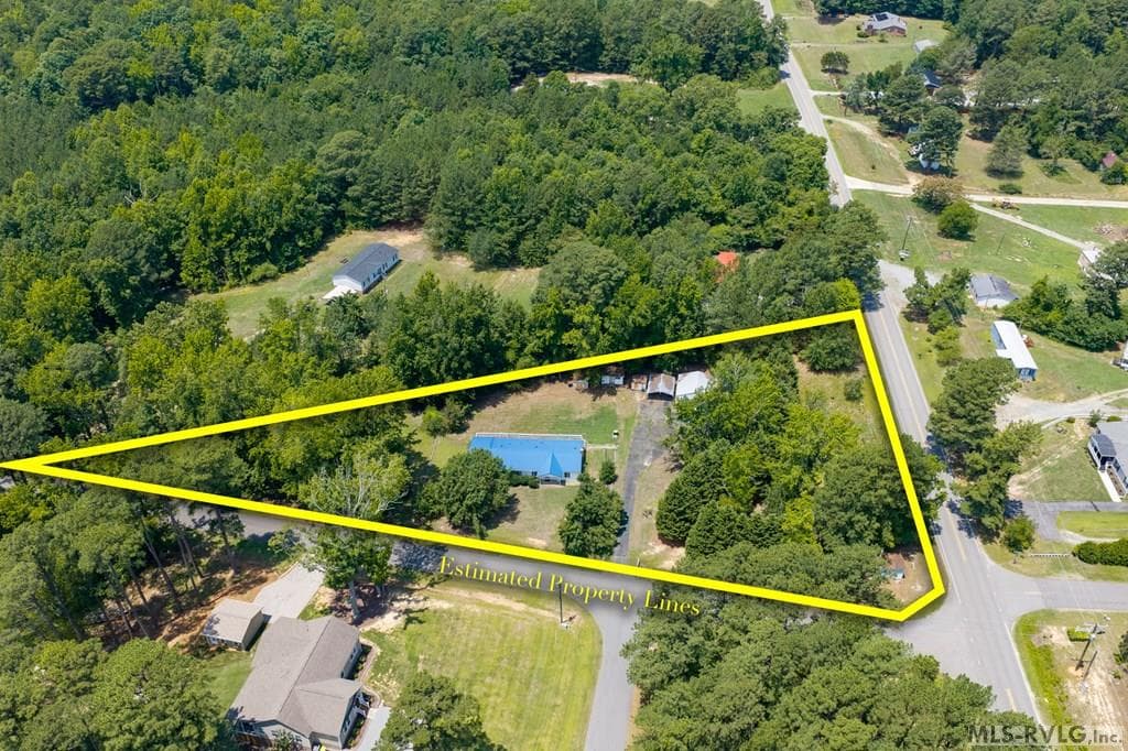 124 Pineview Drive, Henrico NC 27842 photo 2