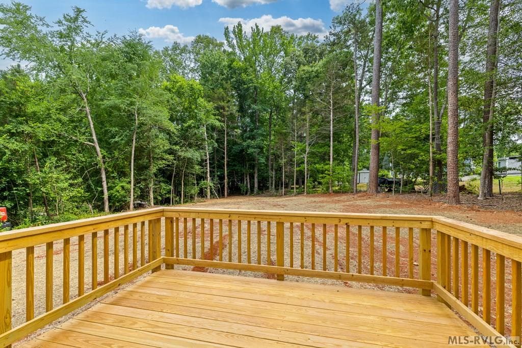 Residential/Vacation at 208 Chestnut Dr., Bracey VA 23919, Bracey, photo 32 of 53