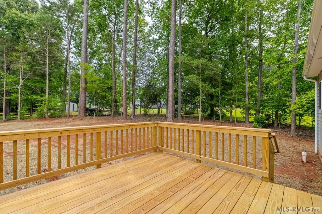 Residential/Vacation at 208 Chestnut Dr., Bracey VA 23919, Bracey, photo 34 of 53