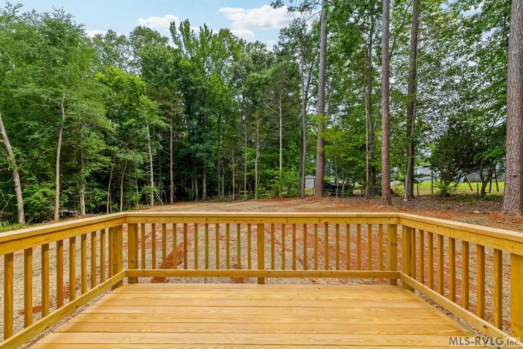Residential/Vacation at 208 Chestnut Dr., Bracey VA 23919, Bracey, photo 33 of 53