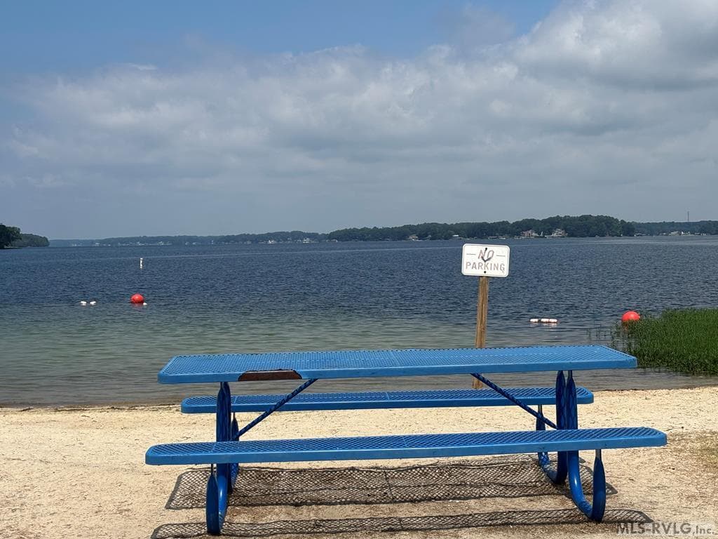 Lake Gaston Day Use Park