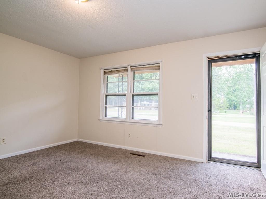 194 Lee Lane Rd, Roanoke Rapids NC 27870 photo 9