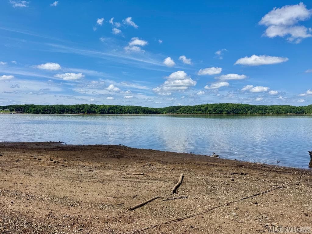 Community Lake Access