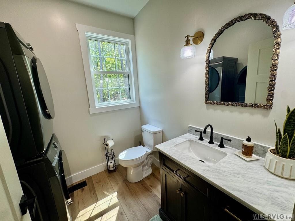 Bath with Laundry Area