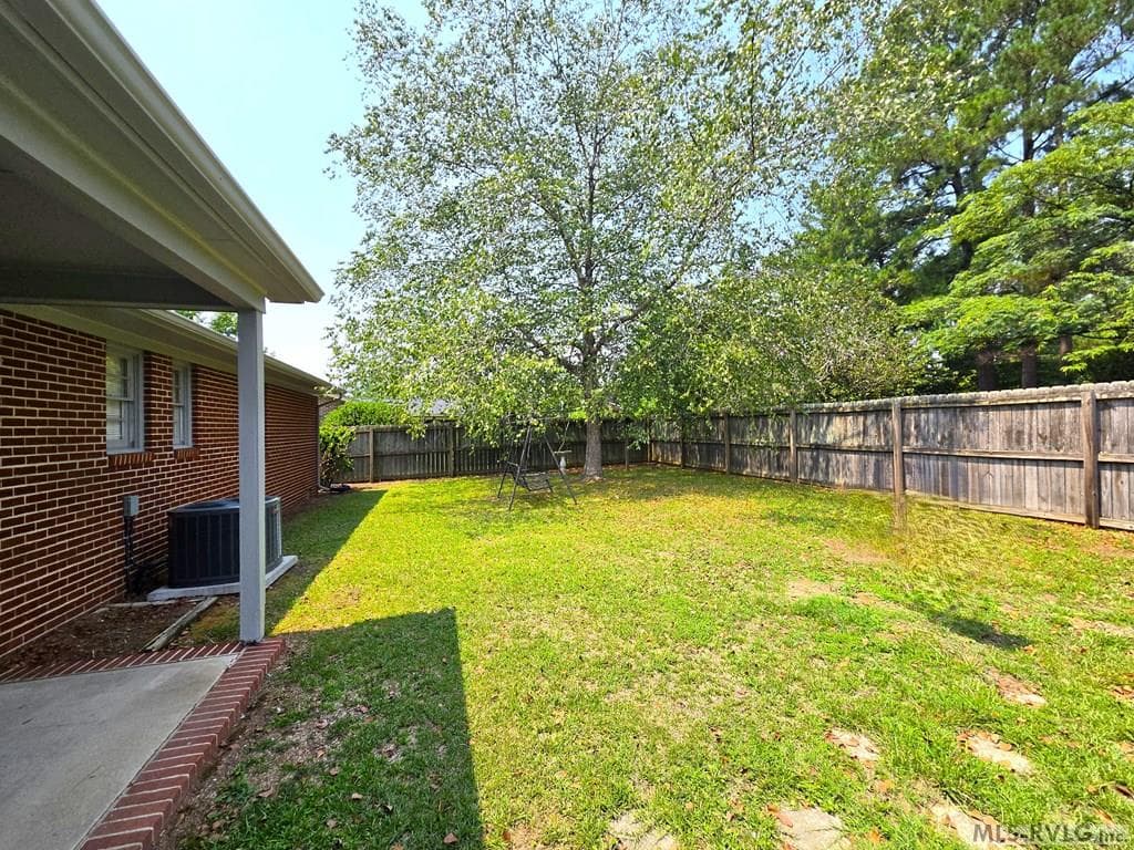 BACK YARD B
