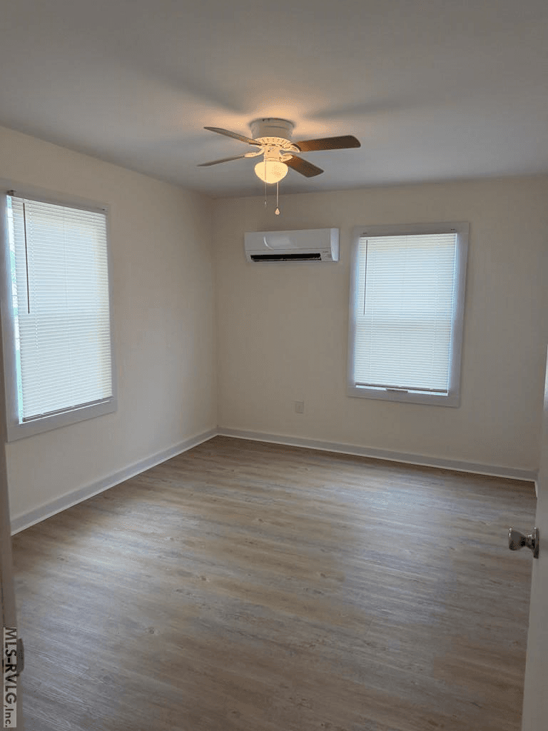 647 Williams Street, Roanoke Rapids NC 27870 photo 4