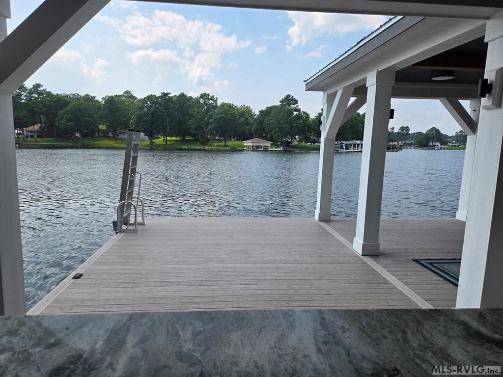 Views from behind the Bar in Boathouse