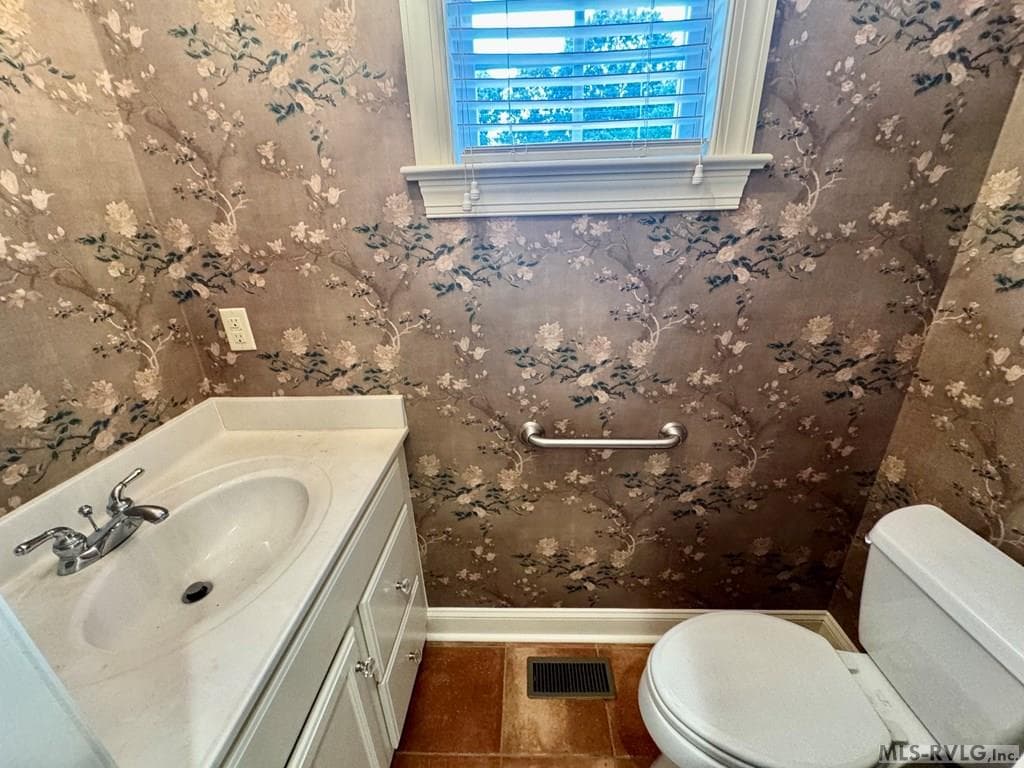 Half Bath off the Garage